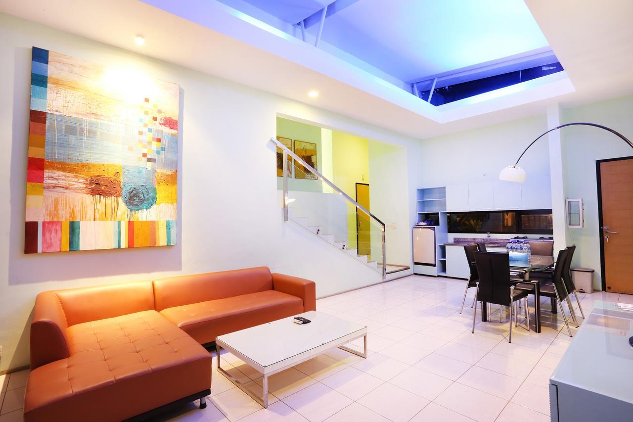 ตันจุง โกโดะก์ บีช รีสอร์ต Hotel Paciran ภายนอก รูปภาพ